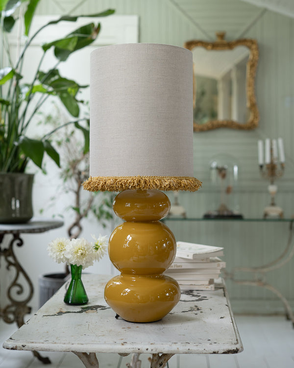 Becca Lampfot H39 Senapsgul