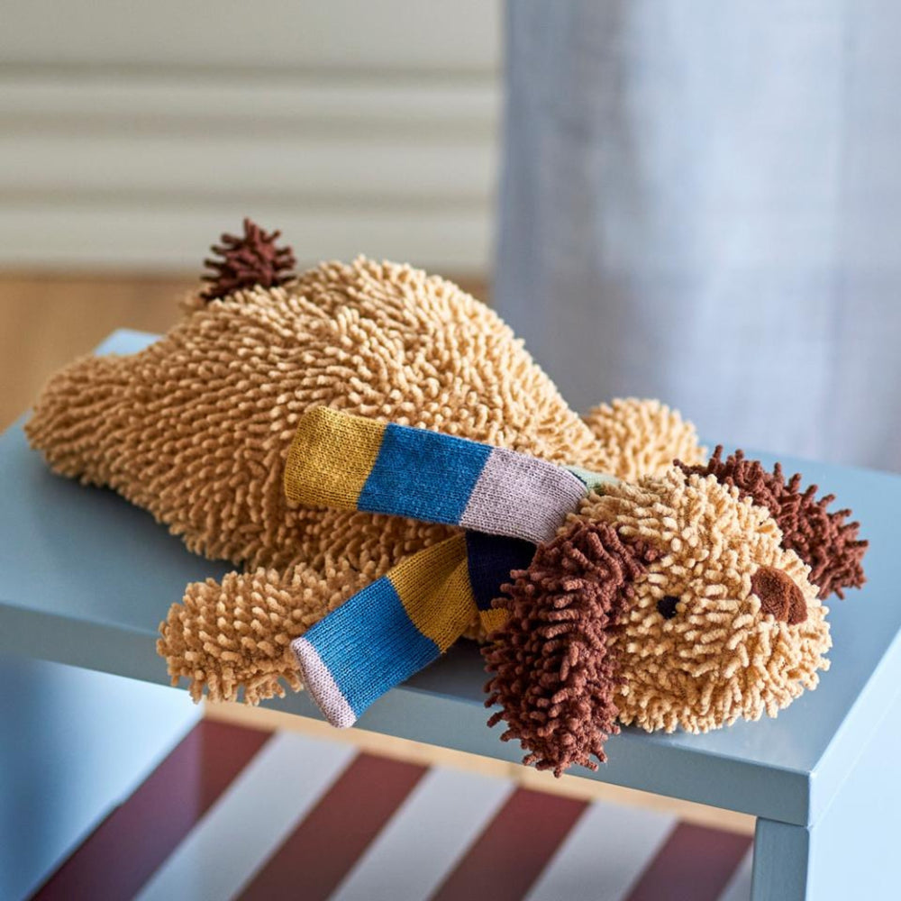 Charlie Gosedjur (Hund) 35x10cm Polyester. miljöbild