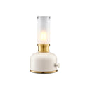 Frida bordslampa beige- produktbild tänd