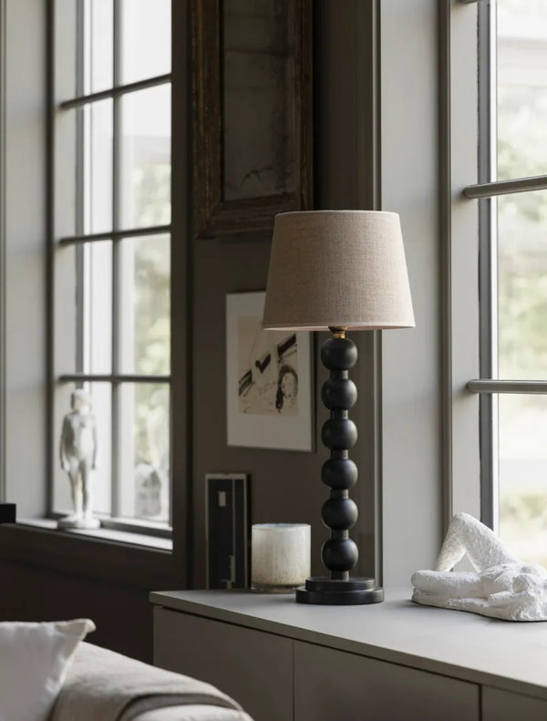 Qvist Lampfot 413 Black 53cm- miljöbild