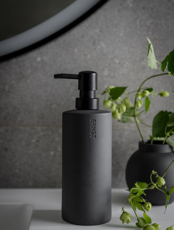 Tvålpump H20cm Mörkgrå- miljöbild