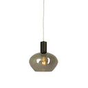 Taklampa med rökfärgad glaskupa och svart upphängning, synlig glödlampa