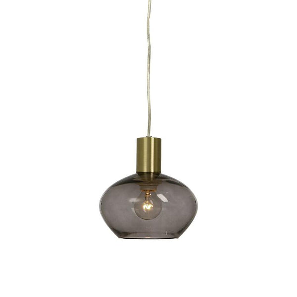 Taklampa med rökfärgad glaskupa och guldfärgad metallfattning, hängande med textilsladd