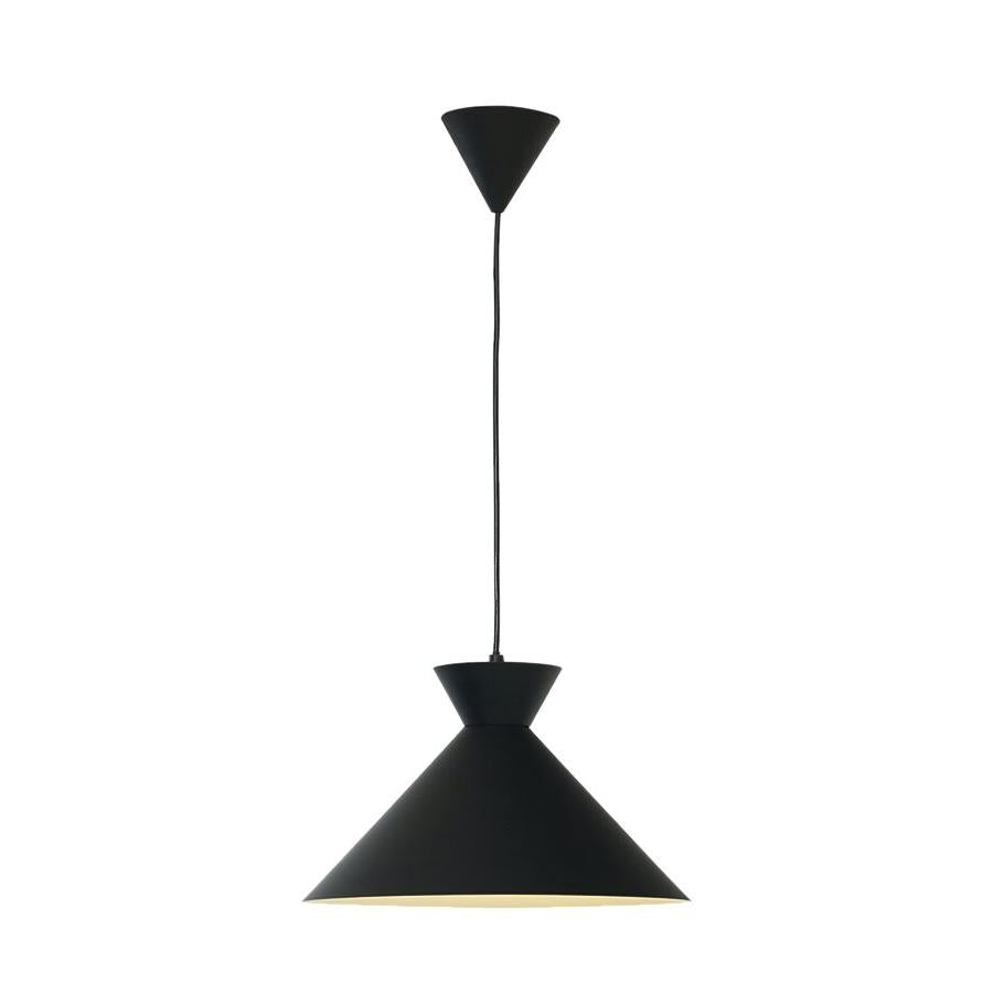 Beige taklampa med konisk form och svart upphängning, modern pendellampa för kök och matsal