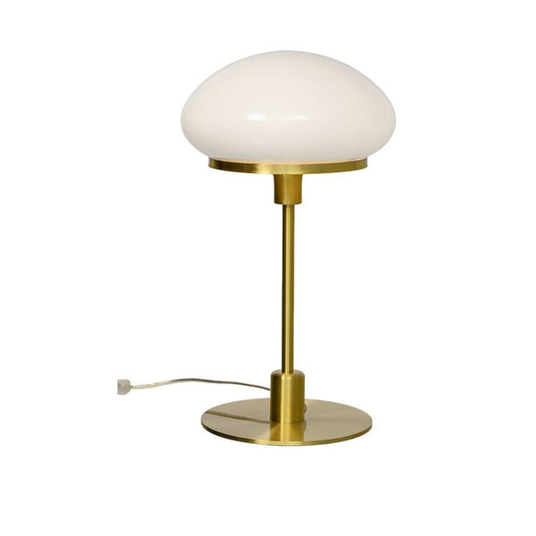 Bordslampa med vit glasskärm och gyllene metallstativ, modern design med rund bas och synlig sladd