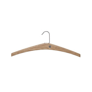 Galge i trä med metallkrok för kläder, naturlig ekfärgad finish