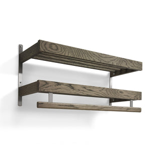 Vägghylla i mörkgrått trä med två hyllplan och kromad stång, modern industriell design