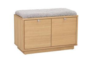 Hallbänk i ek med grå sittdyna och två skjutdörrar för förvaring av skor