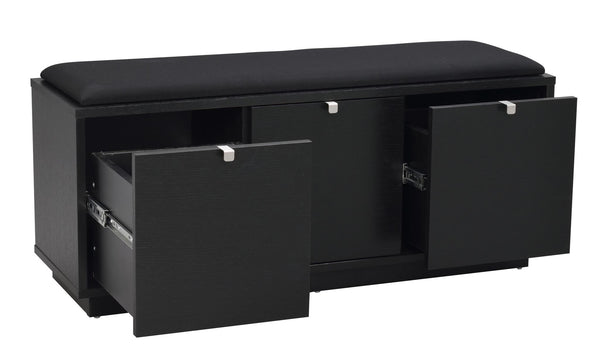 Svart hallbänk med stoppad sittdyna, öppna lådor och dörr som visar förvaringsutrymmen