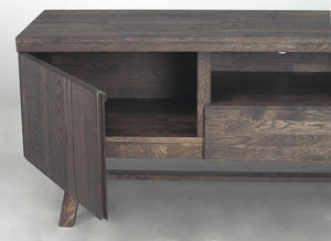 Mörkt trä TV-bänk med öppen låda som visar förvaringsutrymmen och hyllor, närbild av hörn