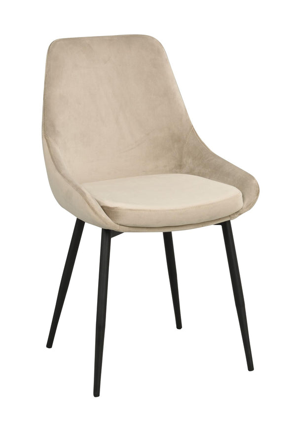 Beige sammetsstol med svarta metallben, modern design med hög rygg och mjuk sits