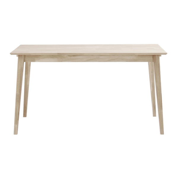 Ljust trä matbord med raka ben och rektangulär bordsskiva i skandinavisk design