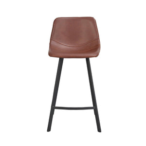 Brun barstol i läder med svarta metallben, frontvy mot vit bakgrund