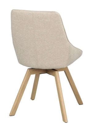 Beige stoppad stol med träben i ljust trä, bakifrån sedd mot vit bakgrund