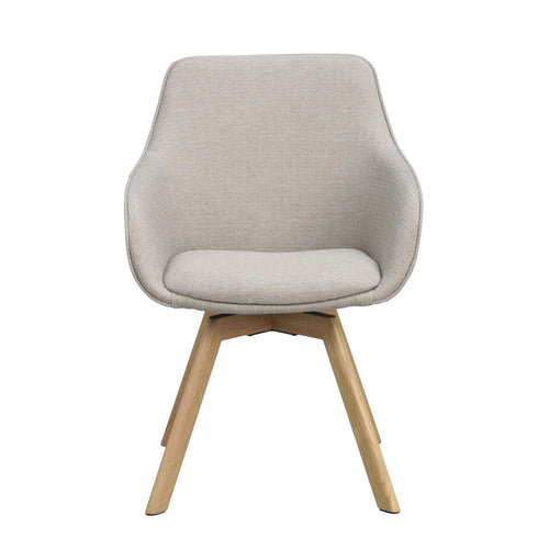 Beige loungestol med träben i ek, modern skandinavisk design med kurvad rygg och stoppning