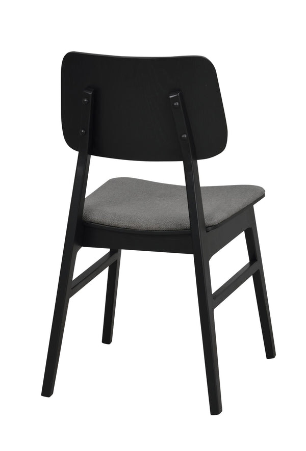 Svart stol med grå stoppad sits och svarta träben, sedd bakifrån