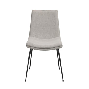 Grå matstol med svarta metallben och stoppad sits, front vy mot vit bakgrund