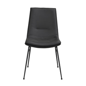 Svart stol med sits i läder och smala metallben, modern design i minimalistisk stil