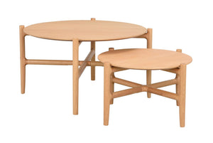 Soffbord i ek, set om två runda bord i olika storlekar med träben