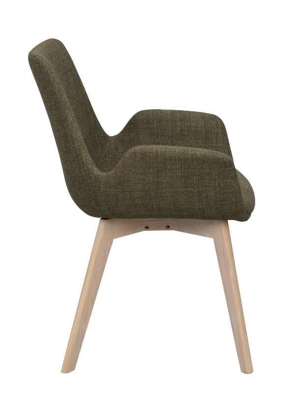 Grön stol med träben i ljust trä, sidovy som visar stoppad sits och rygg med modern design