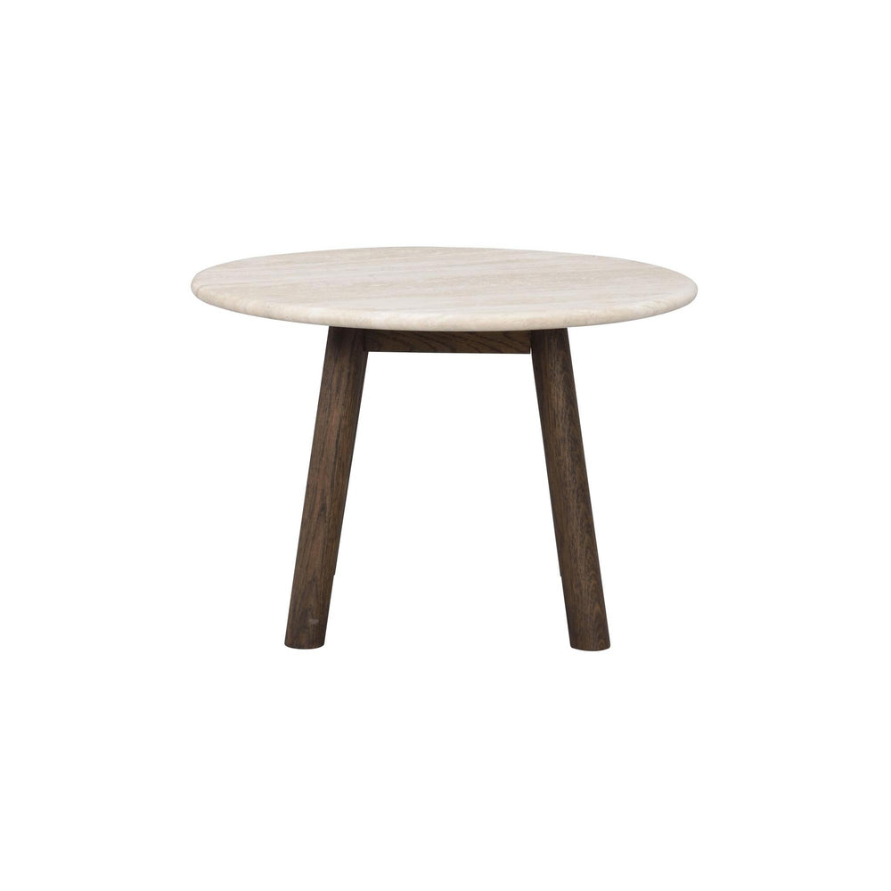 Runt soffbord med ljus marmorskiva och mörka träben i modern skandinavisk design