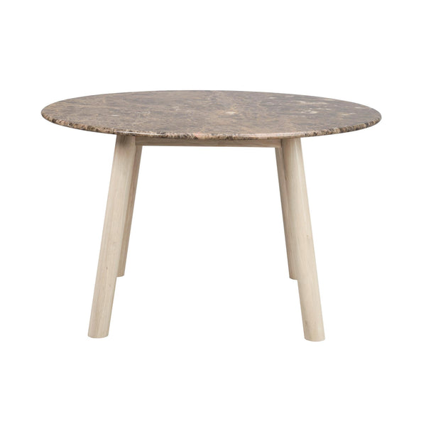 Runt soffbord med brun marmorskiva och ljusa träben i modern skandinavisk design