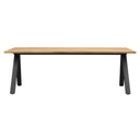 Matbord med ek bordsskiva och svarta A-benställ i metall, frontvy mot vit bakgrund