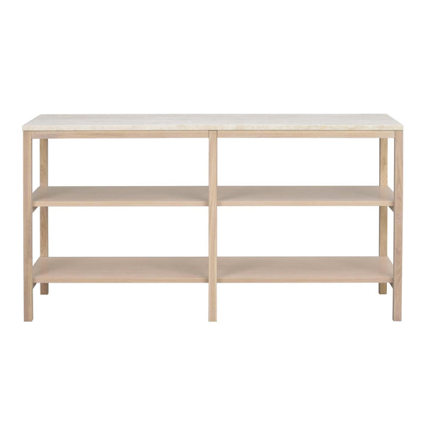 Hylla i ljust trä med tre hyllplan och öppen förvaring i minimalistisk design