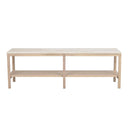 Ljust trä soffbord med hylla i minimalistisk design, rektangulär form med fyra ben