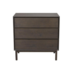 Mörkbrun sängbord med tre lådor och benställning i trä, modern skandinavisk design