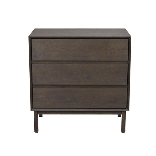 Mörkbrun sängbord med tre lådor och benställning i trä, modern skandinavisk design