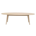 Ovalt soffbord i ljust trä med skandinavisk design och fyra avsmalnande ben