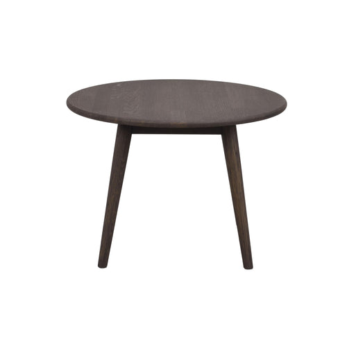 Runt soffbord i mörkbrun ek med tre ben i skandinavisk design