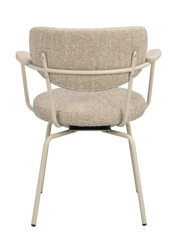 Stoppad stol med beige klädsel och cremefärgat metallstativ sedd bakifrån