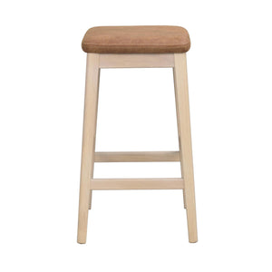 Barstol i ljust trä med brun läderklädd sits, enkel skandinavisk design med fotstöd