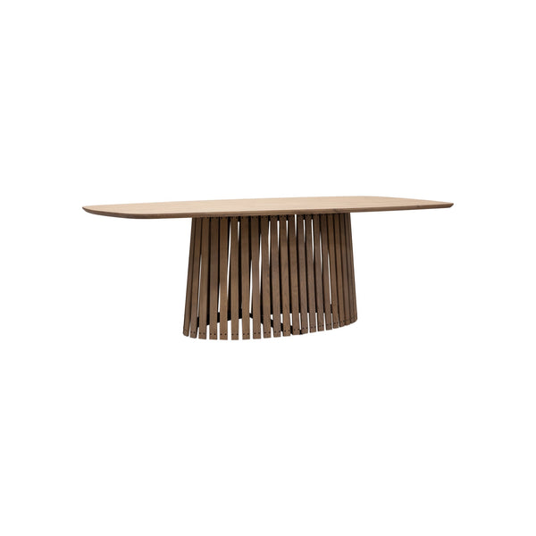 Matbord med oval skiva i ljust trä och slanka träribbar som bas, modern skandinavisk design